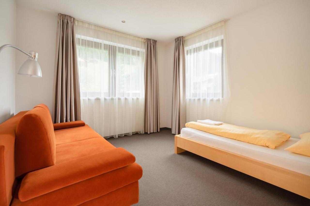Bohemia Apartments Гарделен Екстериор снимка